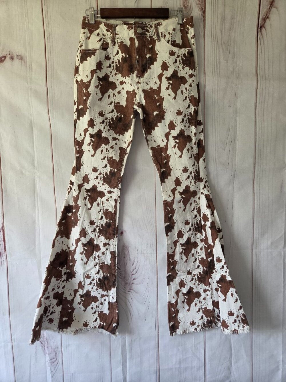 Saints & Hearts Cow Print Flare Denim Jeans, Women’s XL, Ivory/Brown, Western